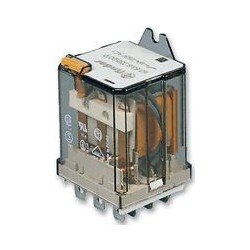 Relais Finder 3 R/T type 6283 230Vac 16Amp.